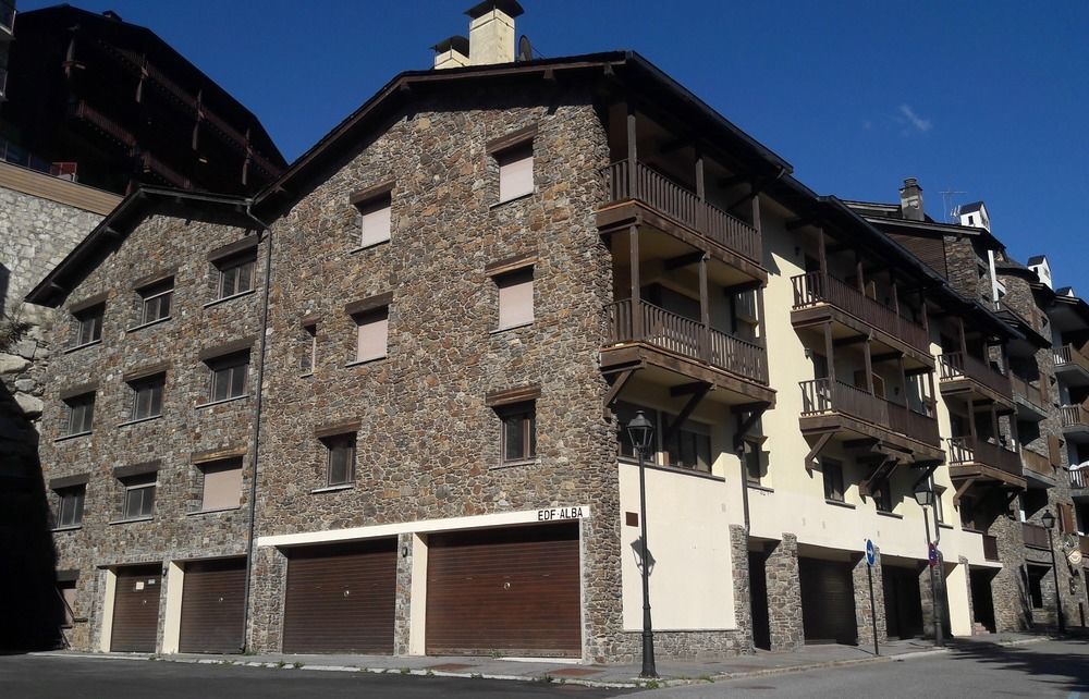 Pierre & Vacances Andorra Alba เอลตาร์แตร์ ภายนอก รูปภาพ
