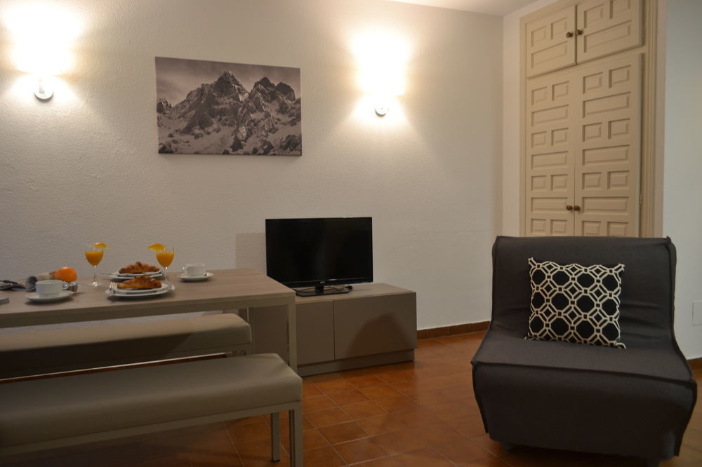 Pierre & Vacances Andorra Alba เอลตาร์แตร์ ภายนอก รูปภาพ