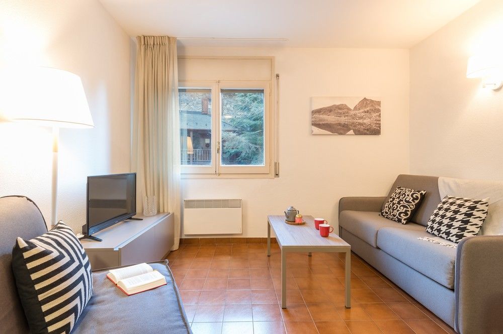 Pierre & Vacances Andorra Alba เอลตาร์แตร์ ภายนอก รูปภาพ